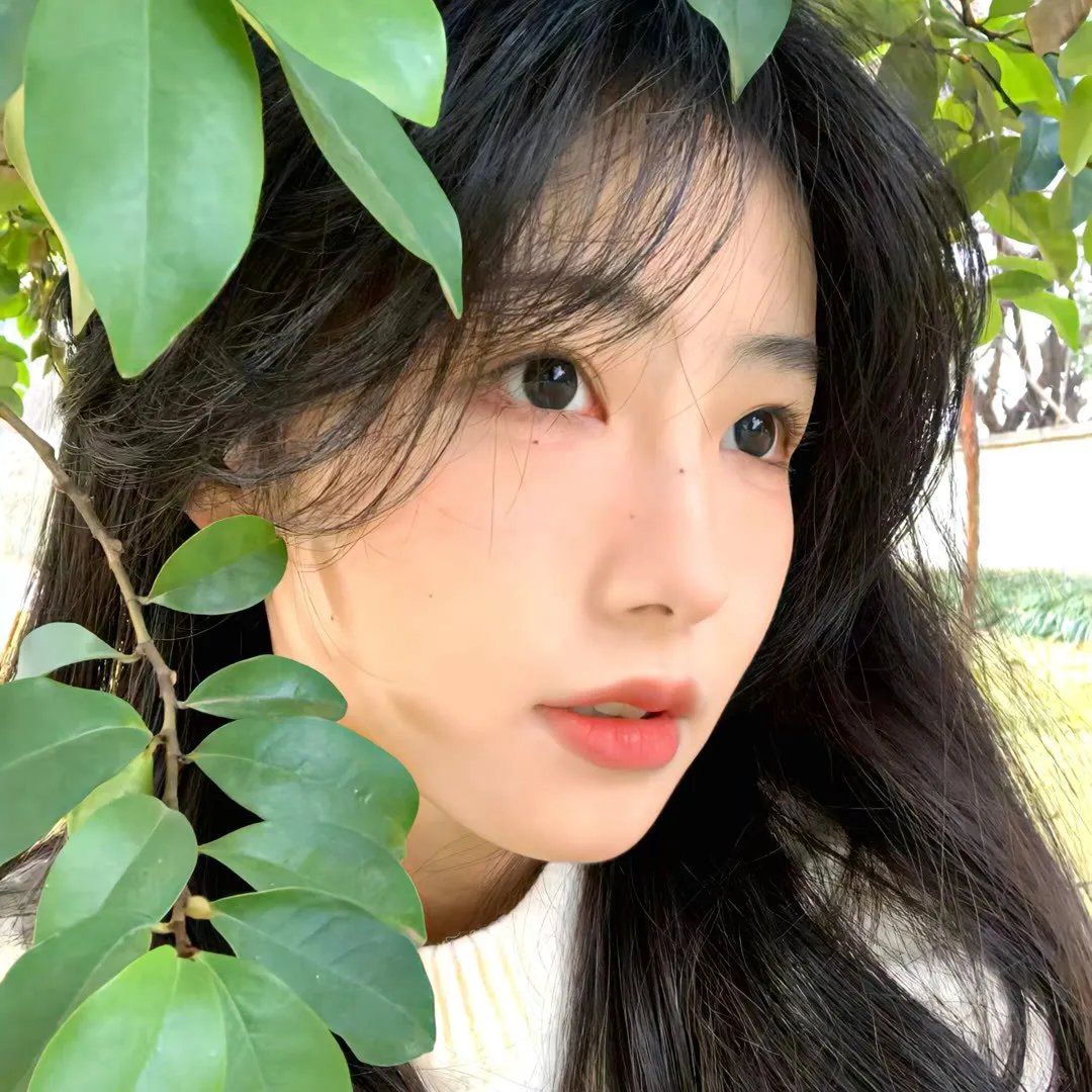 唇彩间谍